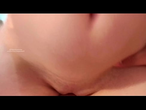 ❤️ Durmindo no cuarto da miña irmá e así espertei ️ Porno anal na pornografía gl.xxxpornolive.ru ❤