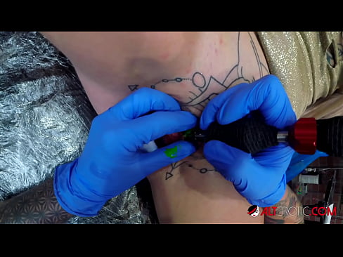 ❤️ Sully Savage, moi tatuada, tatuouse no clítoris ️ Porno anal na pornografía gl.xxxpornolive.ru ❤