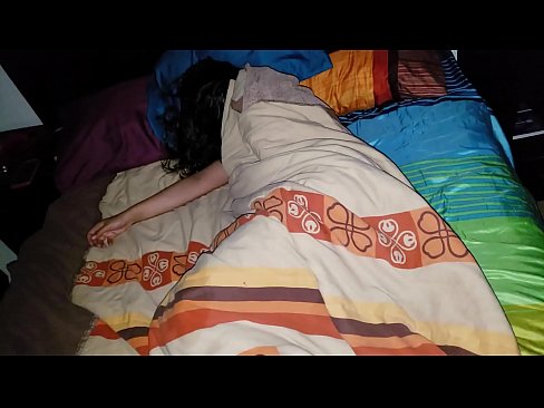 ❤️ Fillastro reprendendo á súa nova madrasta mentres ela dorme. ️ Porno anal na pornografía gl.xxxpornolive.ru ❤