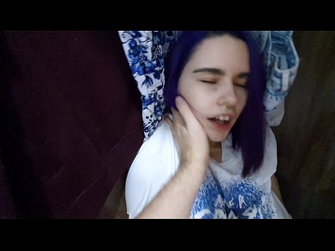 ❤️ Atopo a miña irmá no armario e axudouna a correrse ️ Porno anal na pornografía gl.xxxpornolive.ru ❤